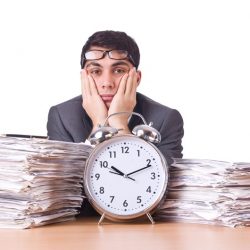 What are the maximum weekly working hours?